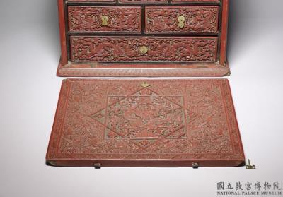 图片[2]-Carved red lacquer curio cabinet with cloud-and-dragon decoration (109 items, including wood chest), Jiajing reign (1522-1566), Ming dynasty-China Archive